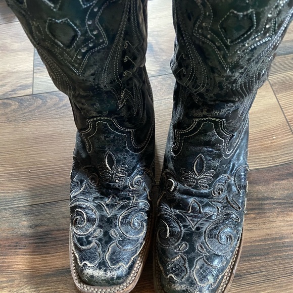 Corral Python Inlay boots 7.5B - Picture 2 of 8